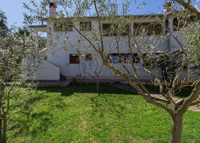 Lauschiges Nur 400 Meter Zum Mit Parkplatz, Waschmaschine, Garten *