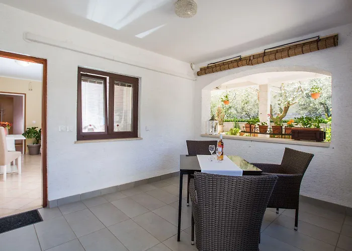 Lauschiges Nur 400 Meter Zum Mit Parkplatz, Waschmaschine, Garten Διαμέρισμα *