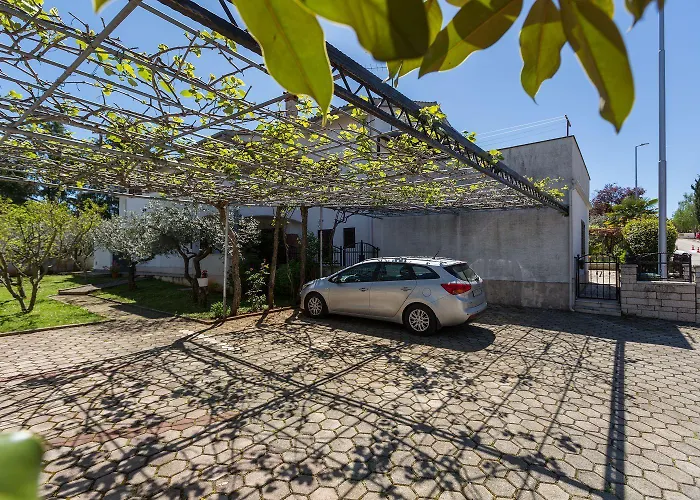Lauschiges Nur 400 Meter Zum Mit Parkplatz, Waschmaschine, Garten