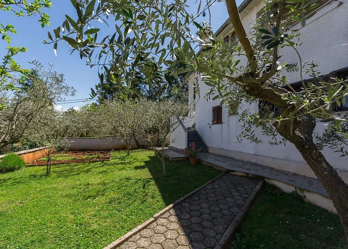 Lauschiges Nur 400 Meter Zum Mit Parkplatz, Waschmaschine, Garten Διαμέρισμα *